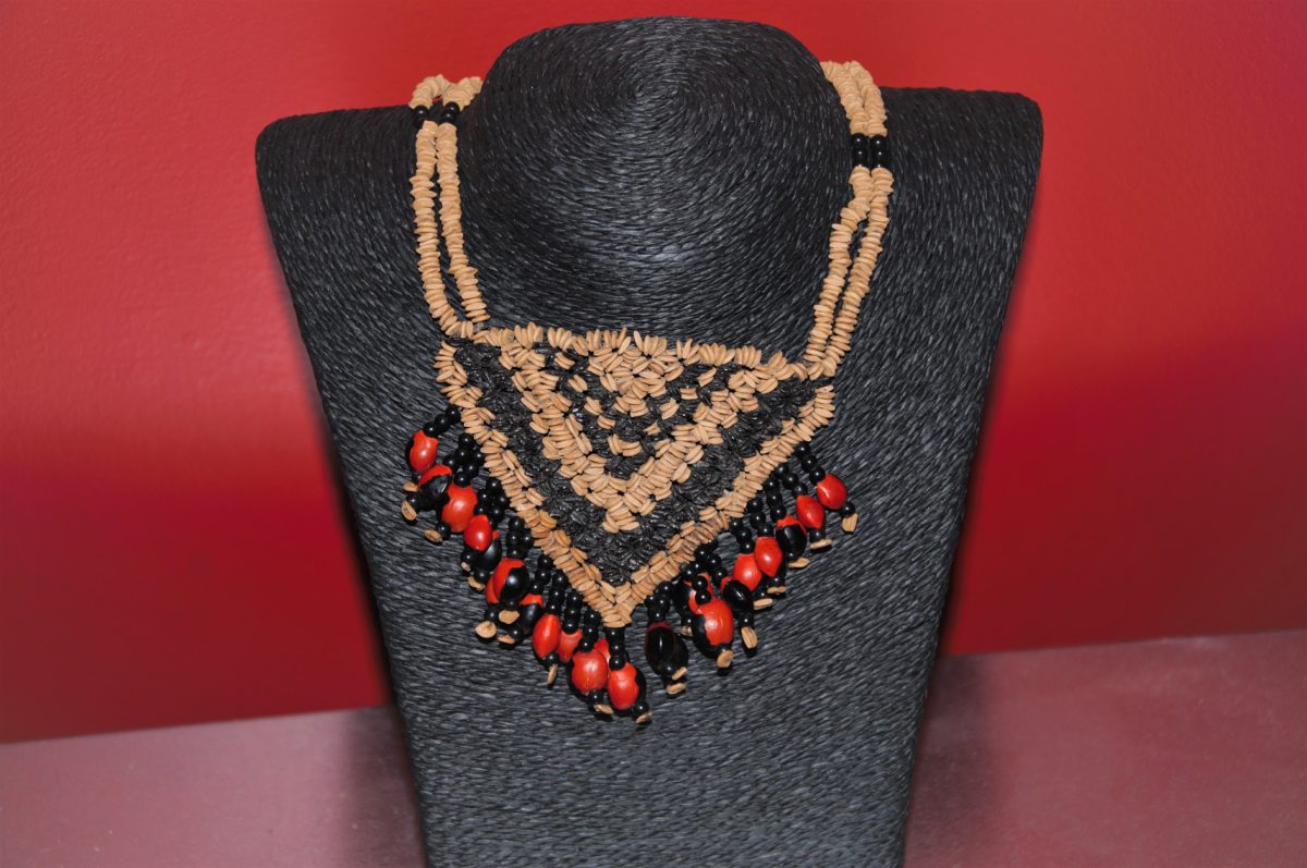 Collier Amérindiens | Passion-Guyane.fr