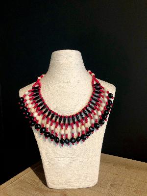 Collier rose et blanc