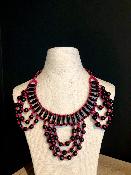 Collier rose et noir